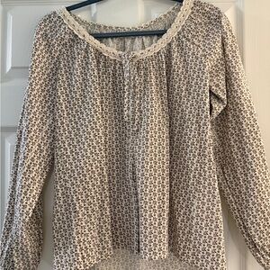 Neuflora NWT Floral Print Blouse with Lace Trim